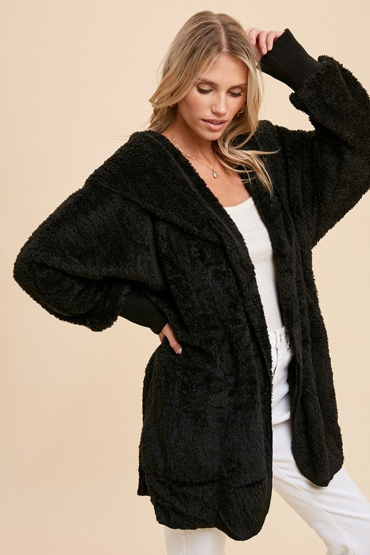 Snuggled Up Sherpa Black