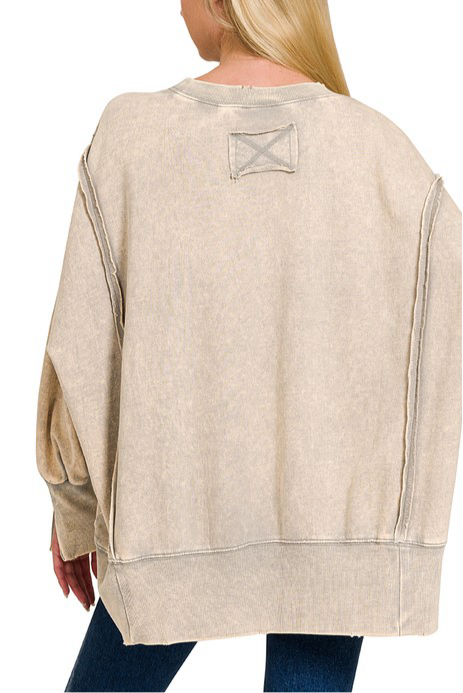 Daphne Everyday Sweatshirt- Light Wash