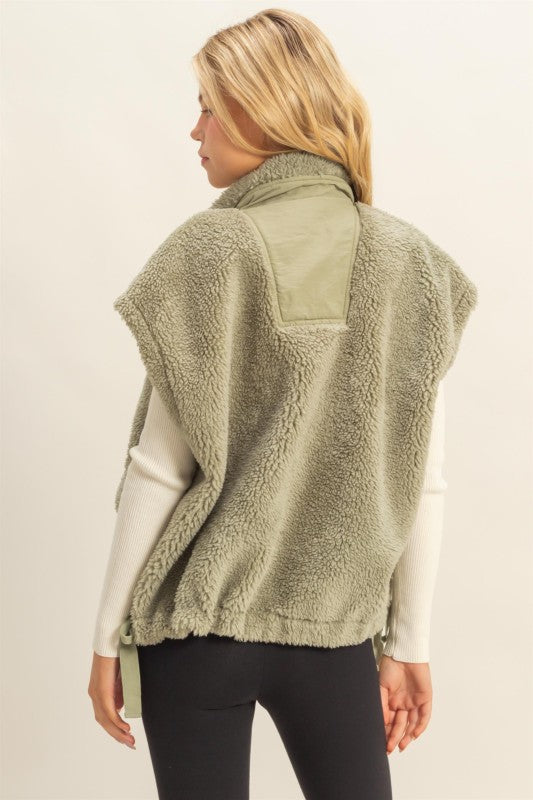 Victoria Vest